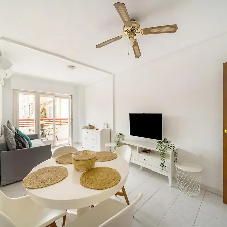 アパート The Costa Bella House *