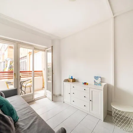 The Costa Bella House アパート